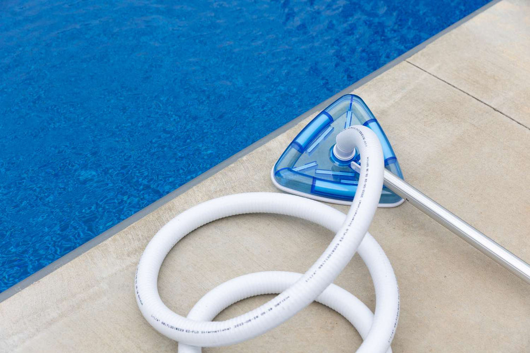 How to Manually Vacuum Your Pool & Vacuum To Waste