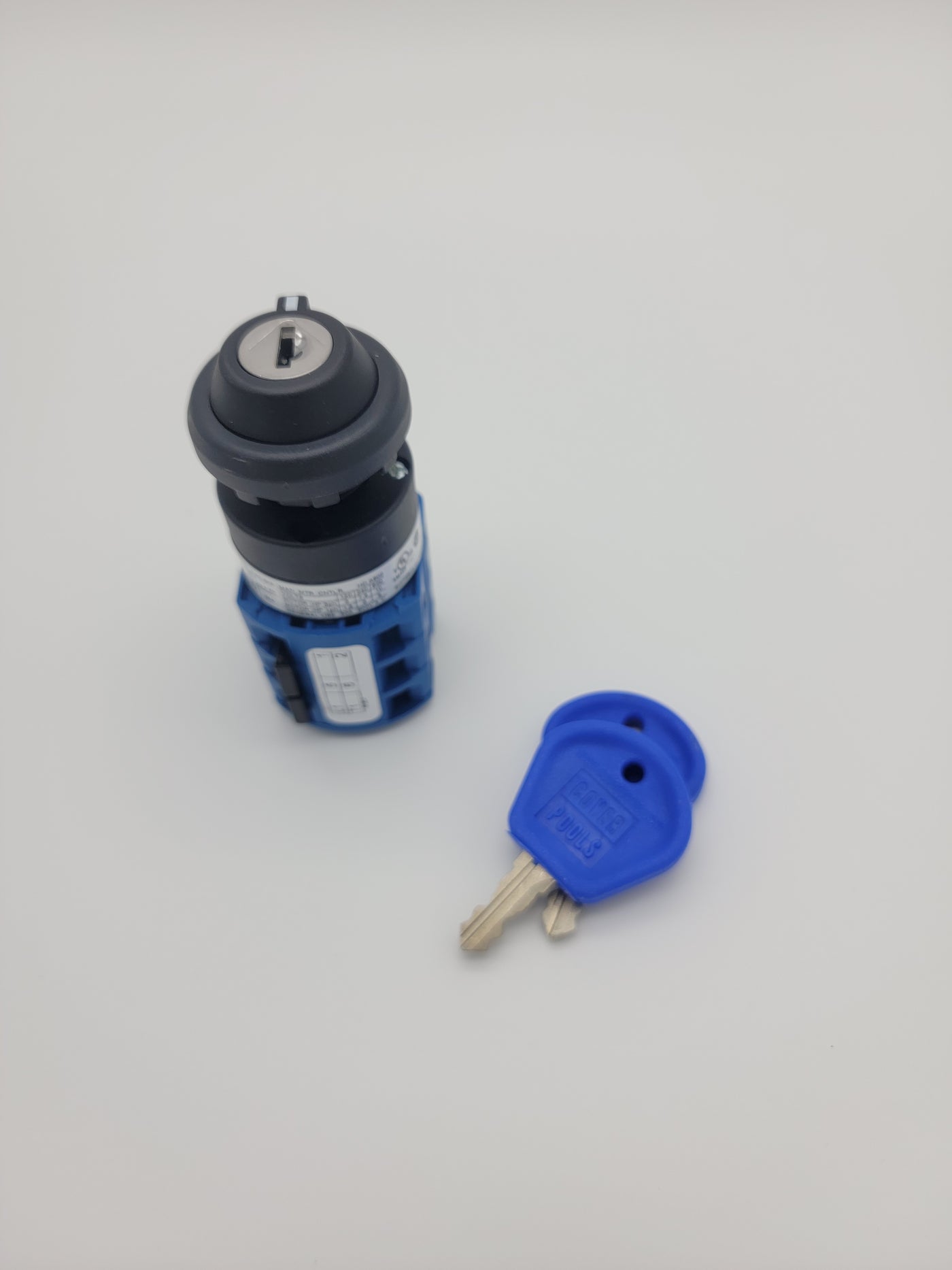 Cover-Pools Kosa II Key Switch Assembly