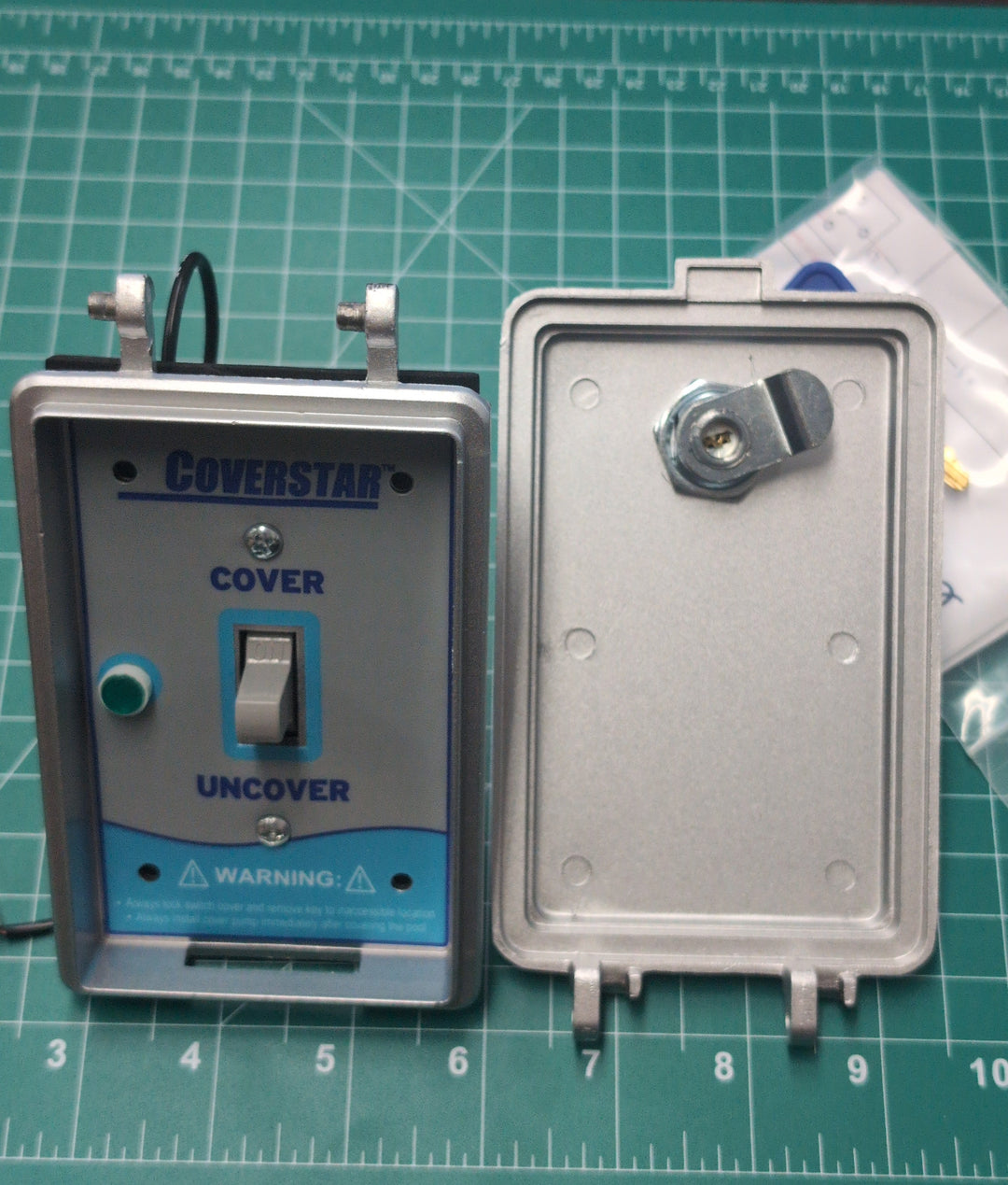 Coverstar A0605 Leviton Key Switch